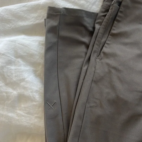 2 pairs of Men’s Cuts pants - Picture 2 of 10